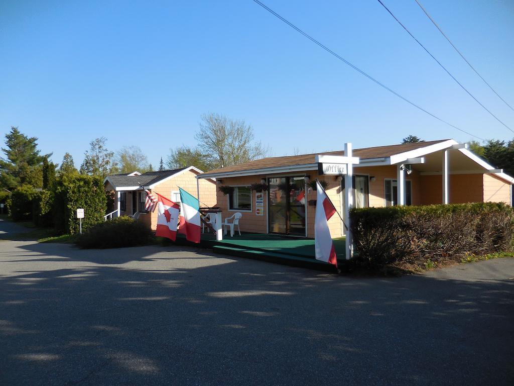 Acadia Gateway Motel Trenton Exterior foto